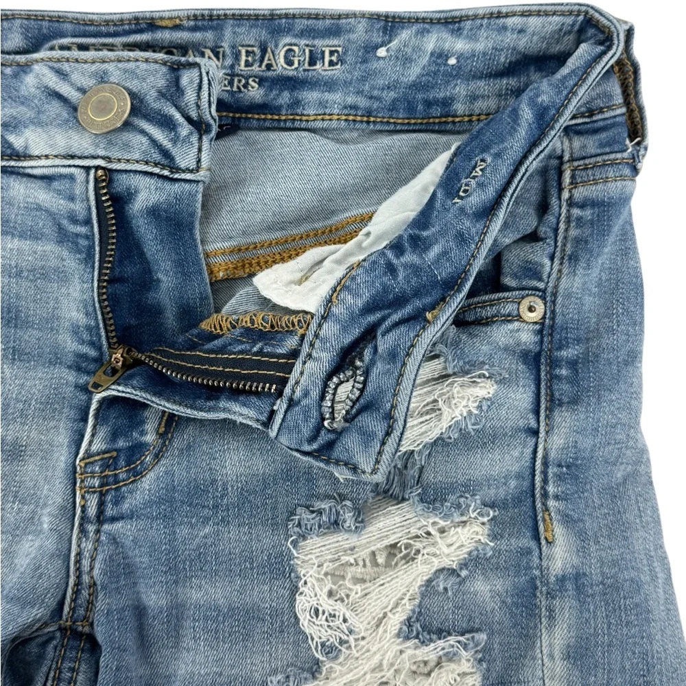 American Eagle Next Level Stretch Shredded Raw Hem Cutoff Distressed Shorts 6